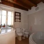 Apartament Attico In Centro Storico Con Wifi E Posto Auto Privato - Cir Vda 0267