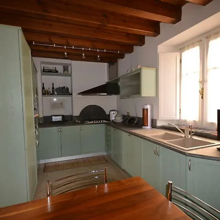 Apartment Attico In Centro Storico Con Wifi E Posto Auto Privato - Cir Vda 0267 Aosta