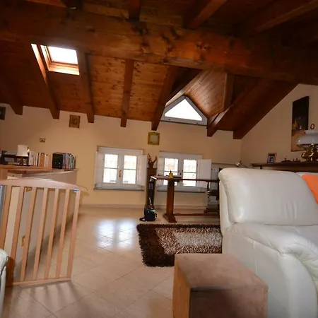 Attico In Centro Storico Con Wifi E Posto Auto Privato - Cir Vda 0267